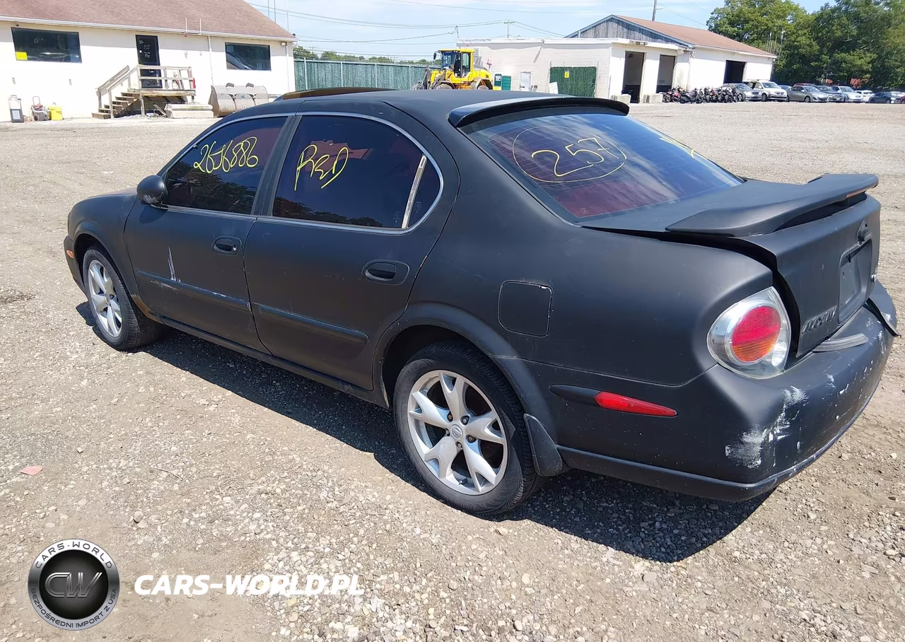 2000 Nissan Maxima Gle-Gxe-Se VIN:JN1CA31A4YT015763 - 3
