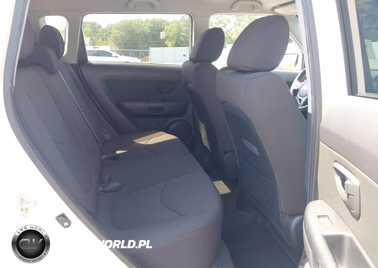 2012 Kia Soul VIN:KNDJT2A59C7423317 - 8