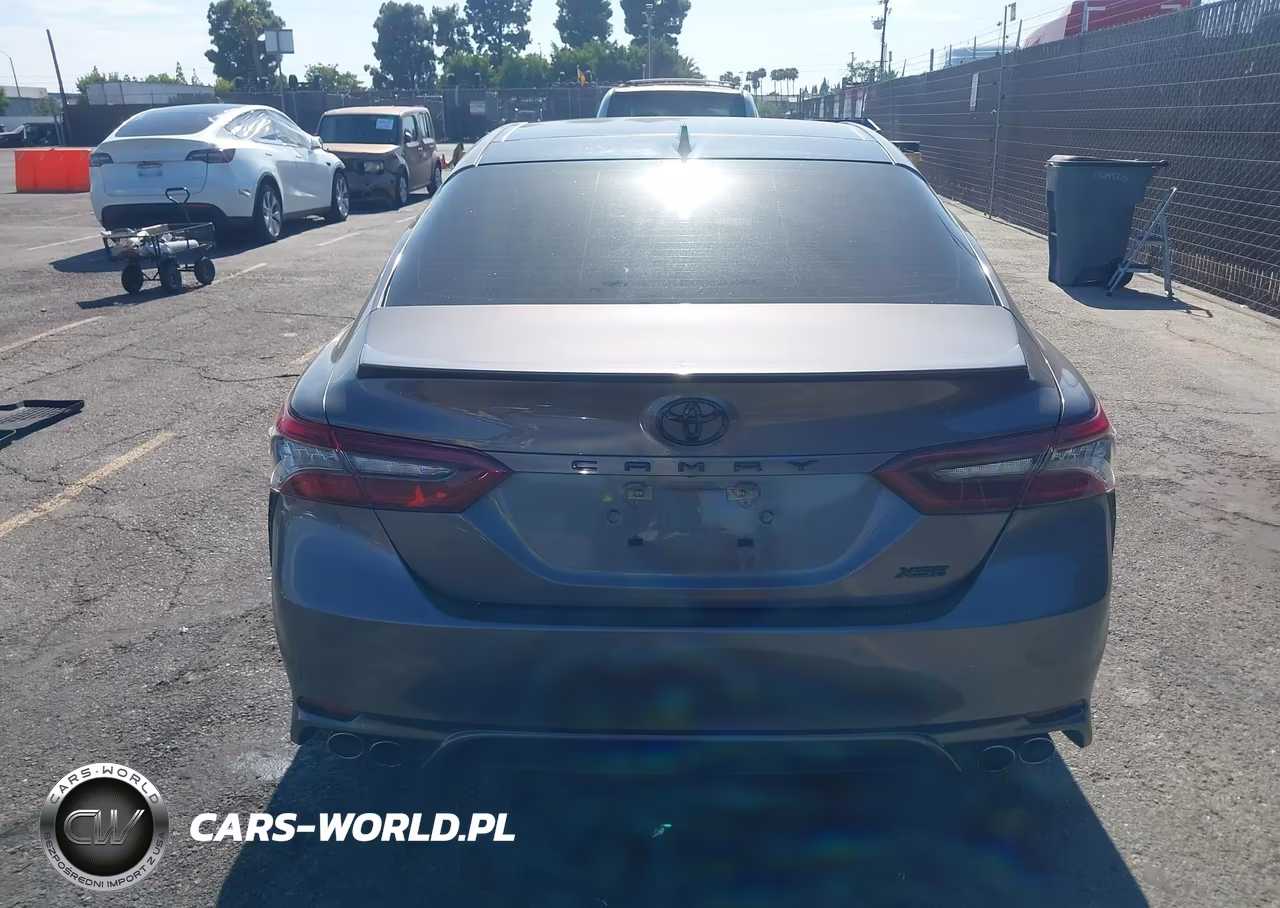 2021 Toyota Camry Xse VIN:4T1K61AK3MU589231 - 16