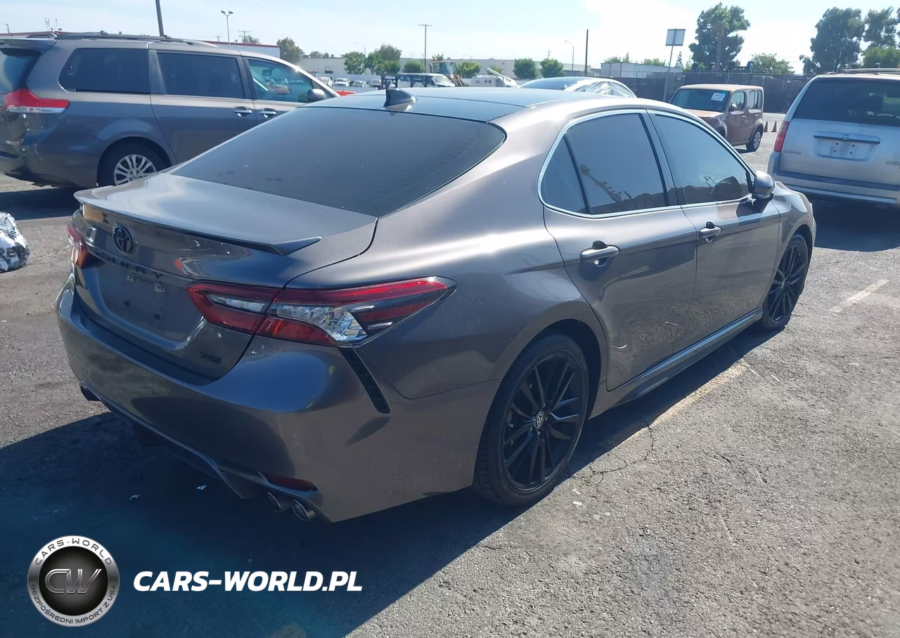 2021 Toyota Camry Xse VIN:4T1K61AK3MU589231 - 4