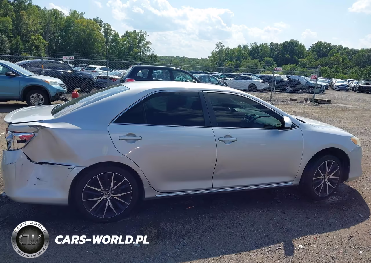 2014 Toyota Camry Le VIN:4T1BF1FK5EU316883 - 13