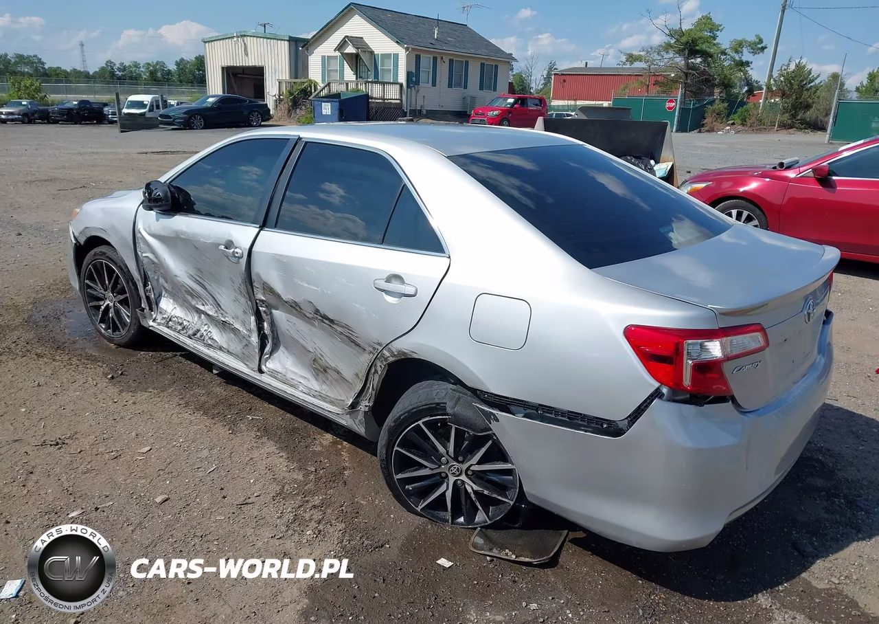 2014 Toyota Camry Le VIN:4T1BF1FK5EU316883 - 3