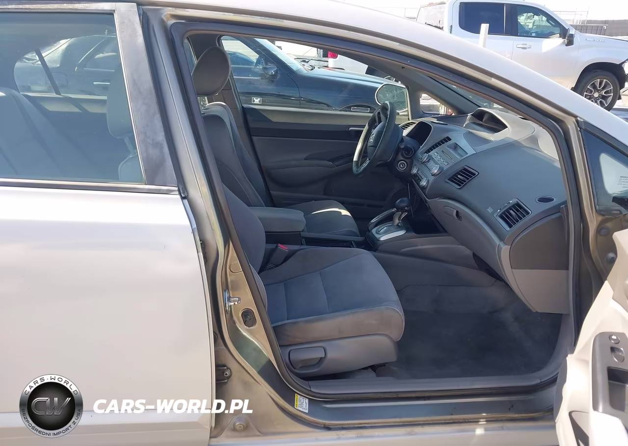 2008 Honda Civic Lx VIN:2HGFA16598H505074 - 5