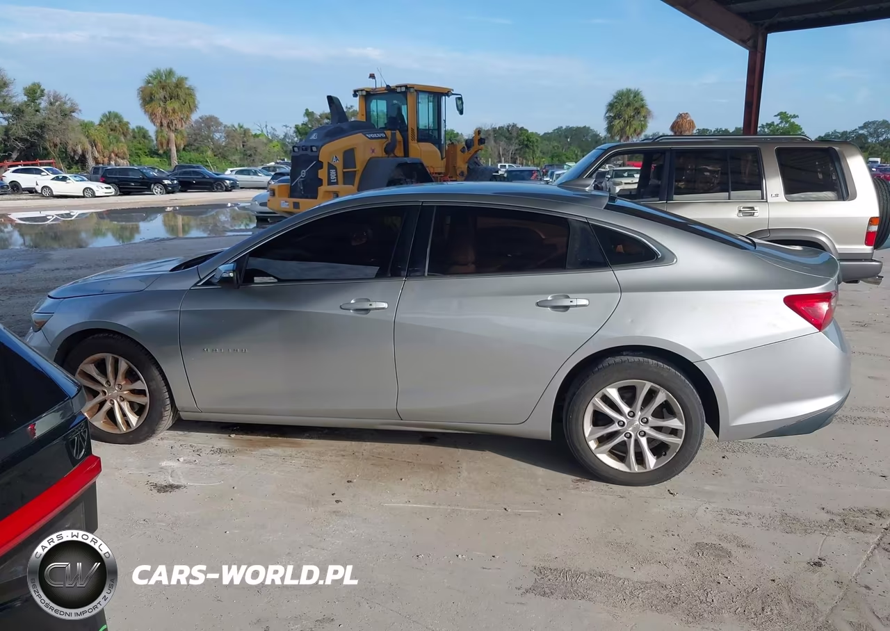 2018 Chevrolet Malibu Lt VIN:1G1ZD5ST2JF110135 - 14