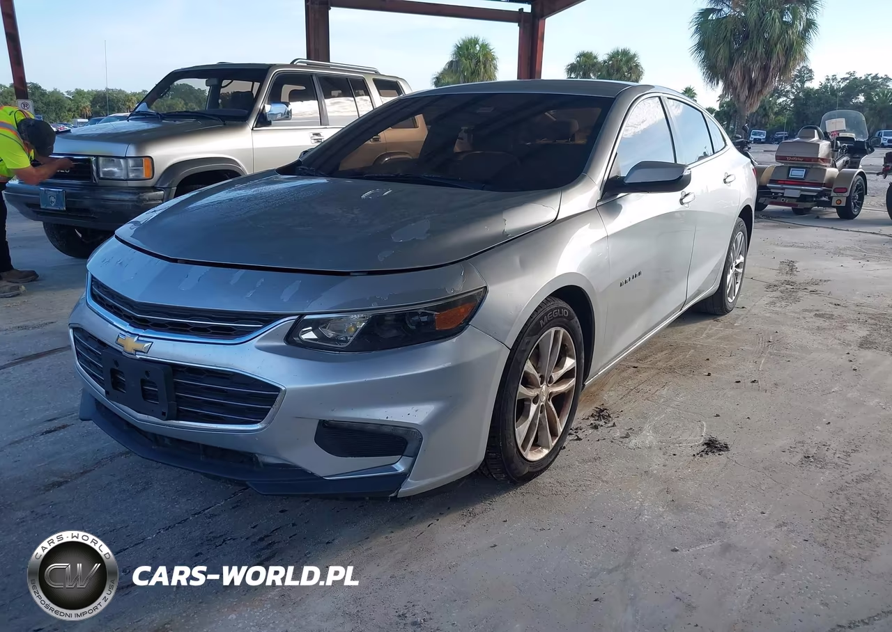 2018 Chevrolet Malibu Lt VIN:1G1ZD5ST2JF110135 - 2