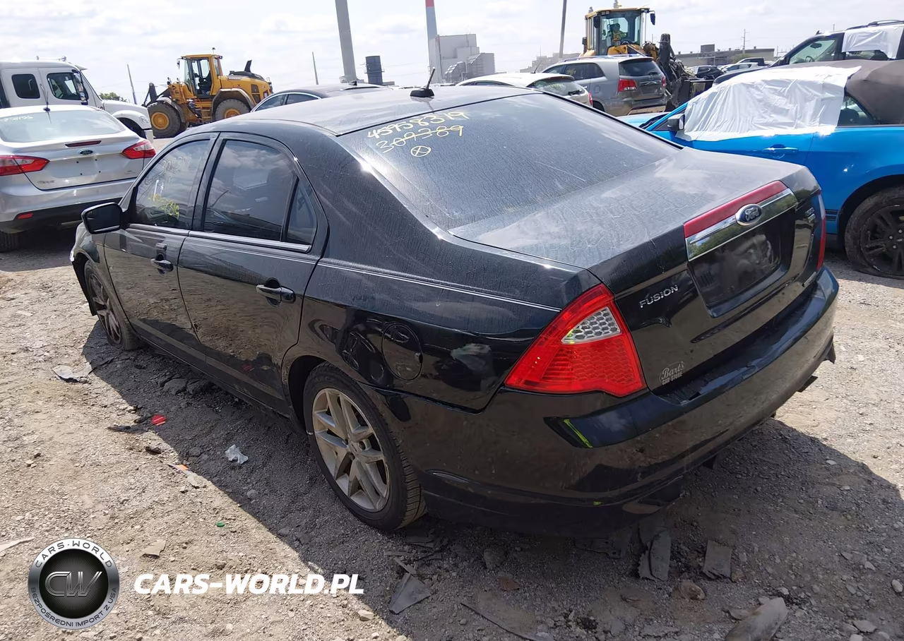 FORD FUSION VIN:3FAHP0CG6CR309389 - 3