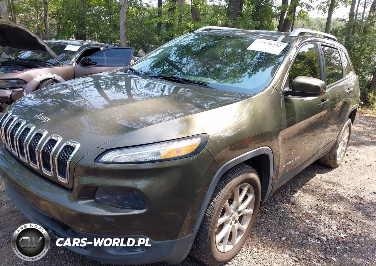 2016 Jeep Cherokee Latitude VIN:1C4PJLCB4GW125892 - 2