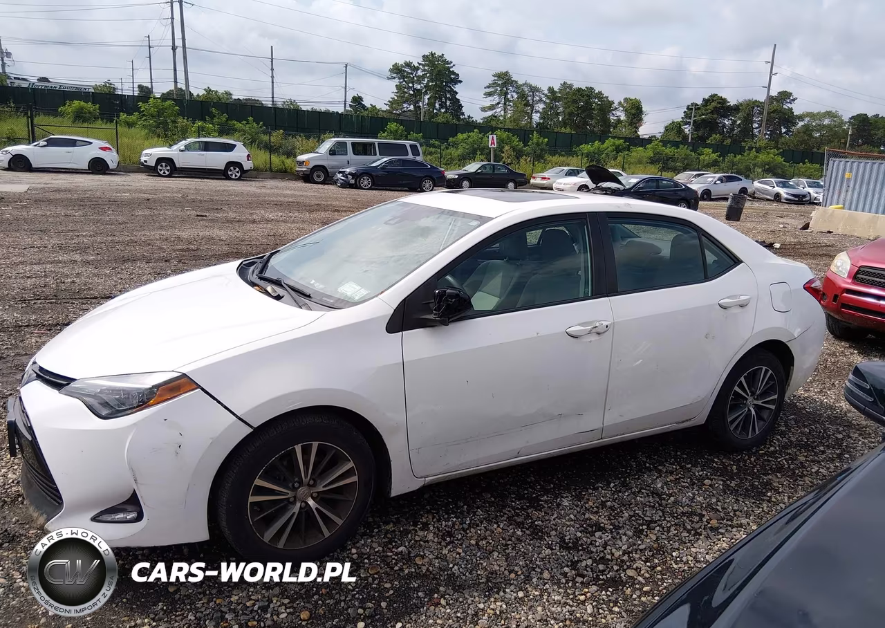 2018 Toyota Corolla Le VIN:2T1BURHE9JC985228 - 14