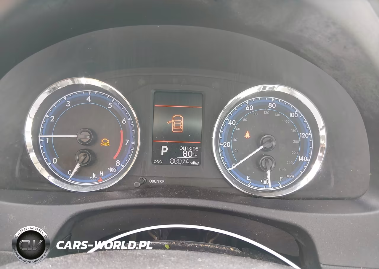 2018 Toyota Corolla Le VIN:2T1BURHE9JC985228 - 7