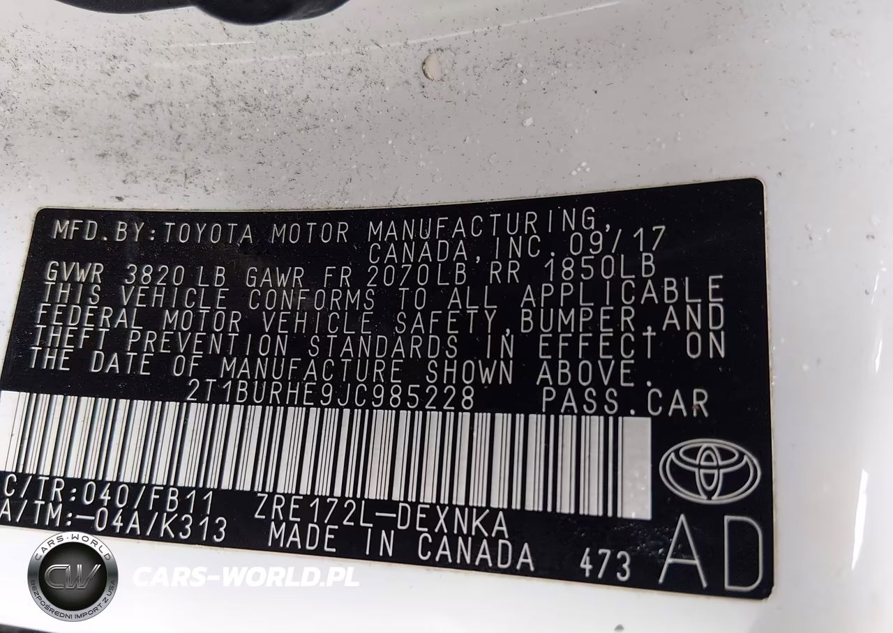 2018 Toyota Corolla Le VIN:2T1BURHE9JC985228 - 9