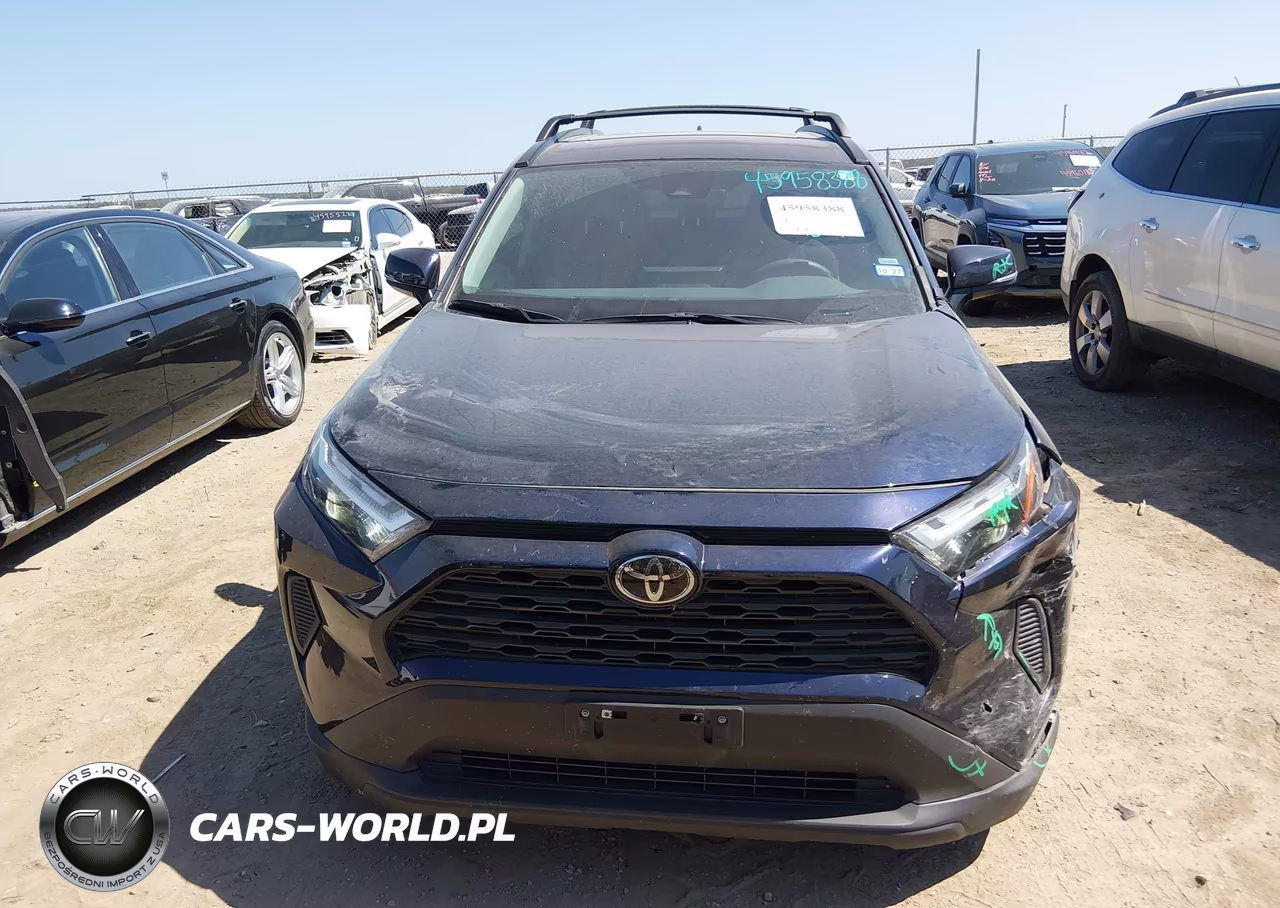 2025 Toyota Rav4 Hybrid Xle VIN:4T3RWRFV8SU205996 - 13