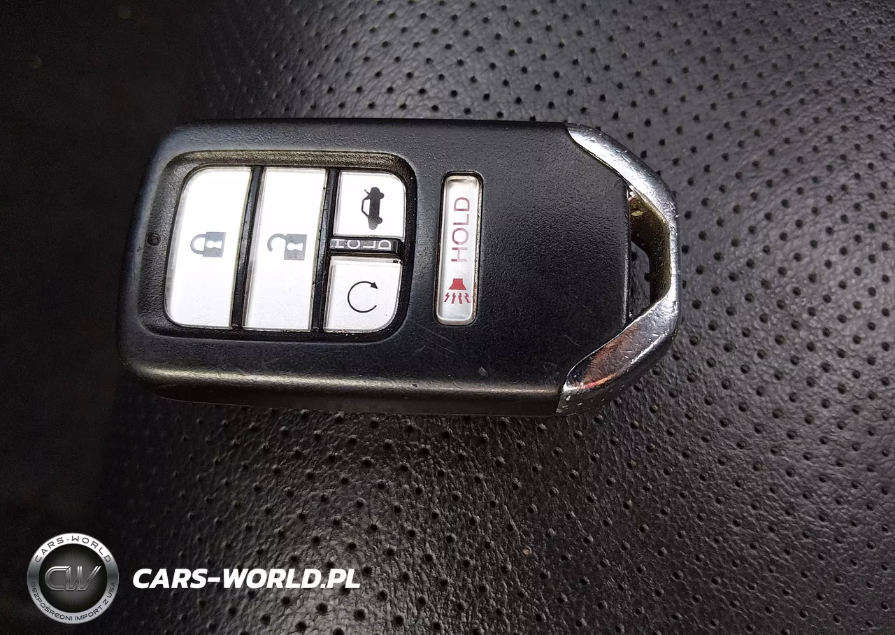 2018 Honda Civic Touring VIN:2HGFC1F91JH640715 - 11