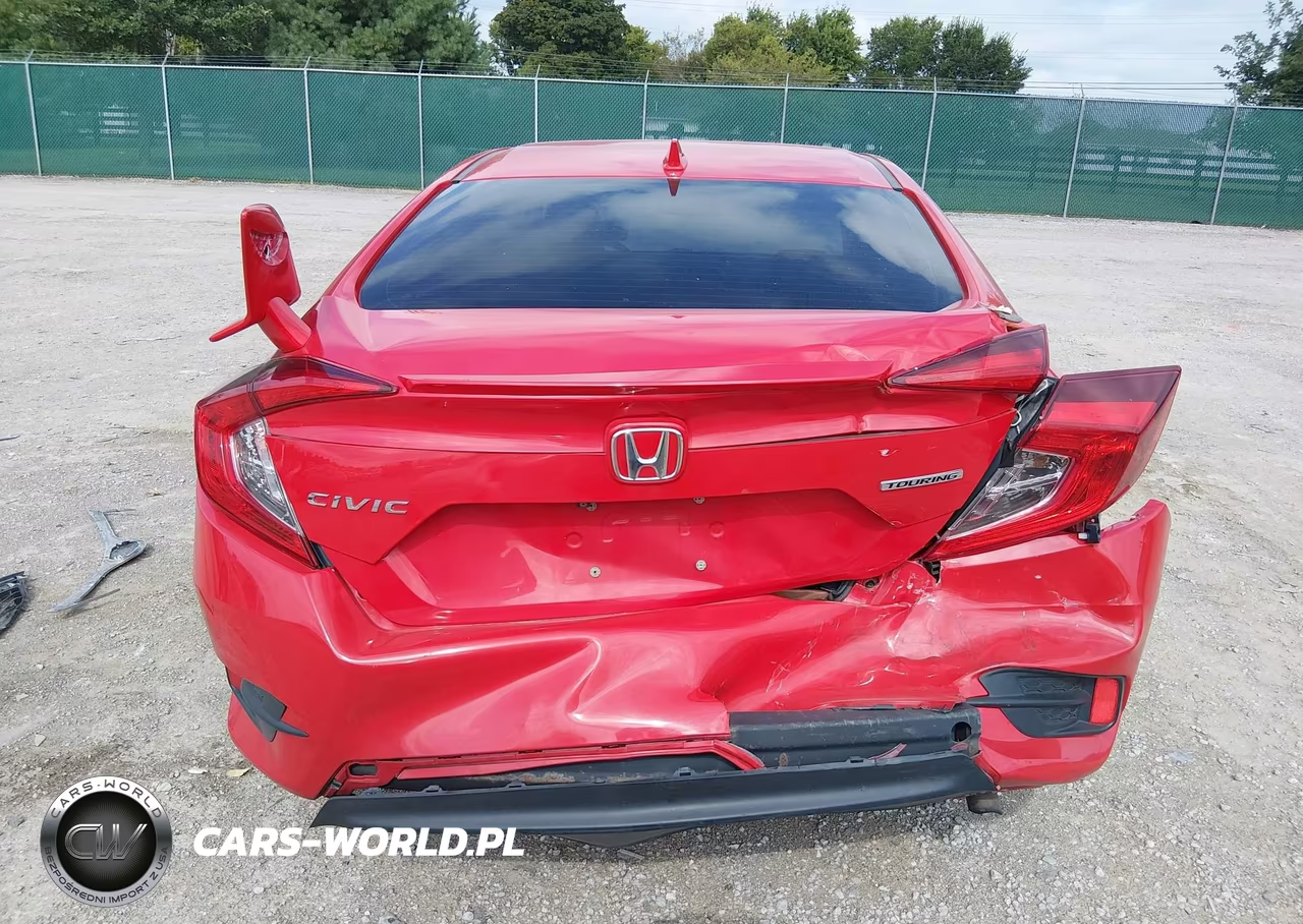 2018 Honda Civic Touring VIN:2HGFC1F91JH640715 - 16