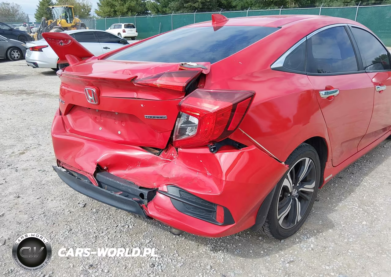 2018 Honda Civic Touring VIN:2HGFC1F91JH640715 - 6