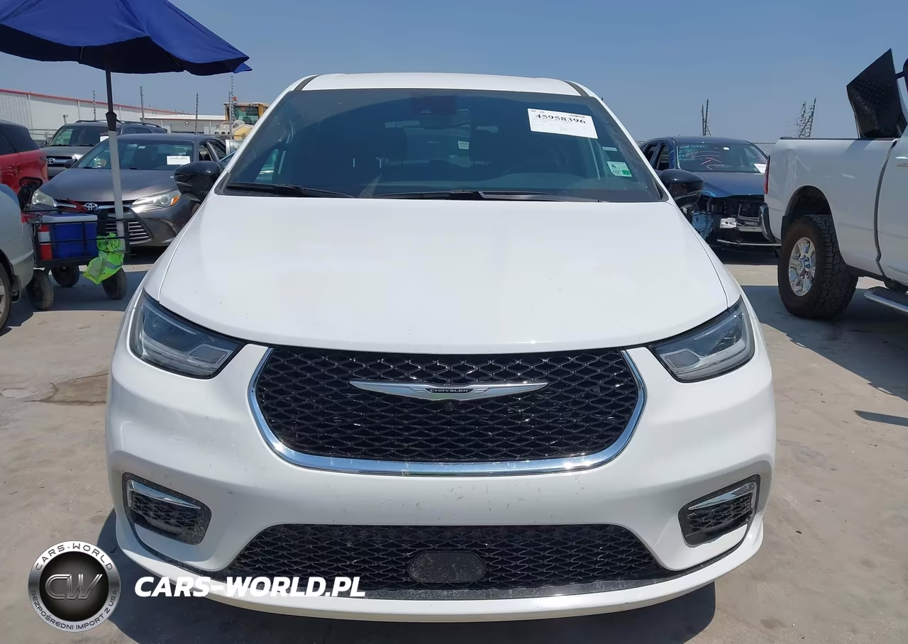 2025 Chrysler Pacifica Select VIN:2C4RC1BG1SR545390 - 12