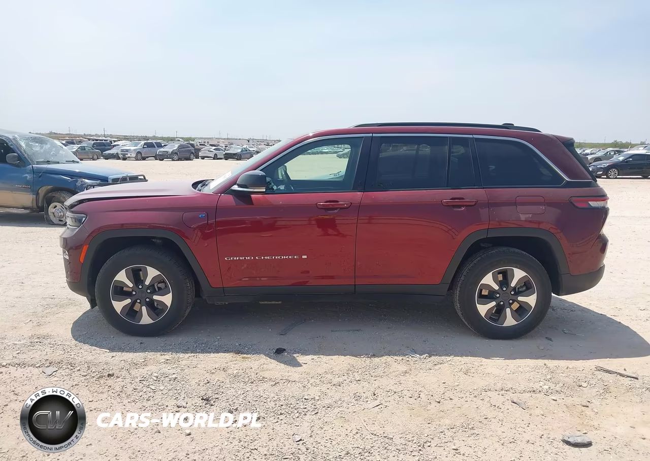 2024 Jeep Grand Cherokee 4Xe VIN:1C4RJYB63RC135490 - 14