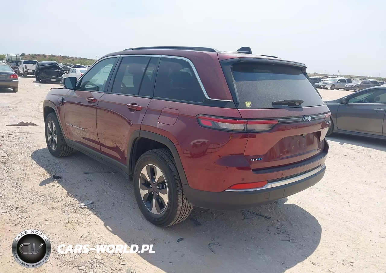 2024 Jeep Grand Cherokee 4Xe VIN:1C4RJYB63RC135490 - 3