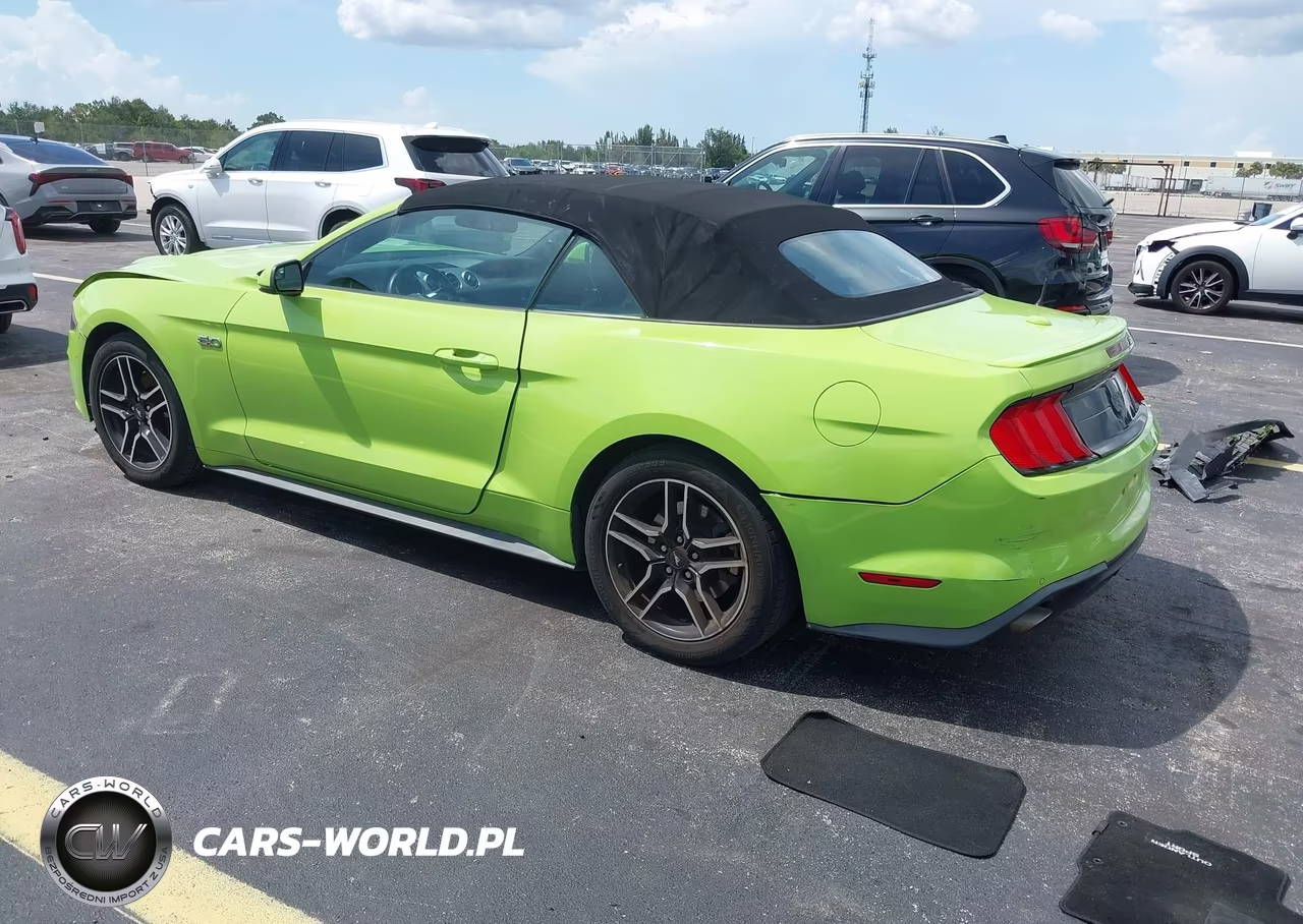 2020 Ford Mustang Ecoboost Premium VIN:1FATP8UH7L5119684 - 3