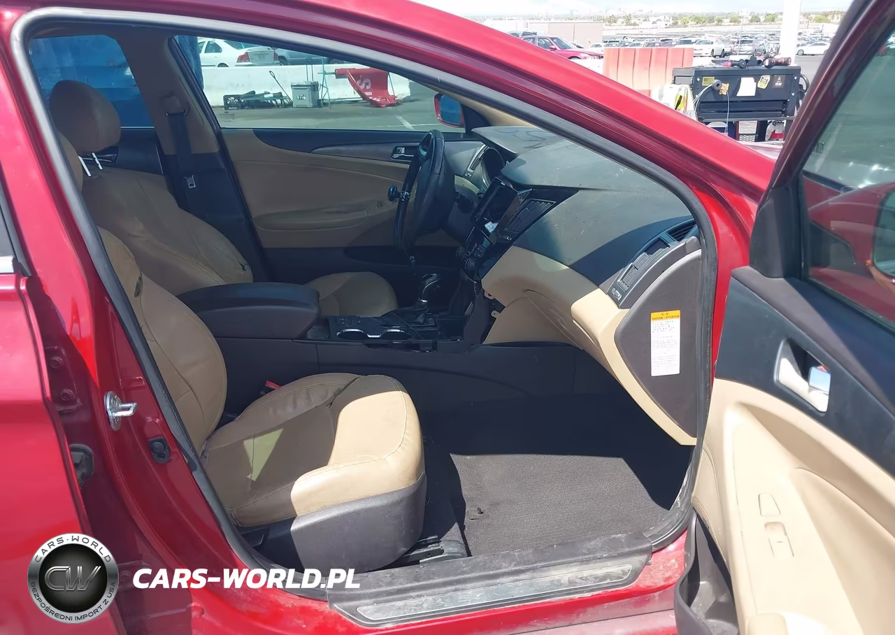 2012 Hyundai Sonata Hybrid VIN:KMHEC4A43CA025328 - 5
