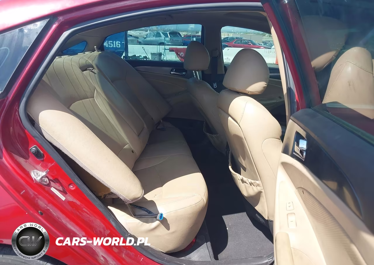 2012 Hyundai Sonata Hybrid VIN:KMHEC4A43CA025328 - 8