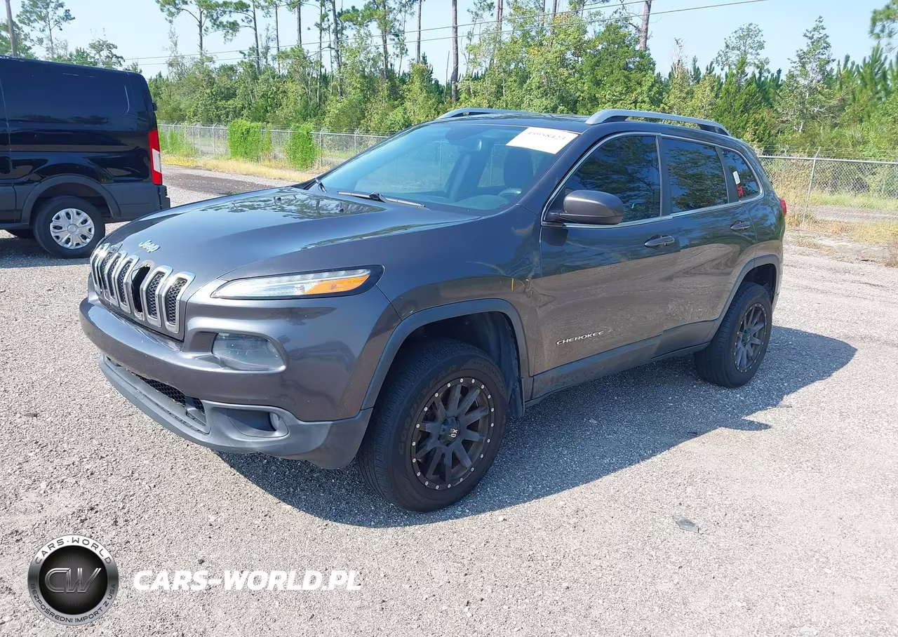 2014 Jeep Cherokee Latitude VIN:1C4PJMCB8EW186066 - 2