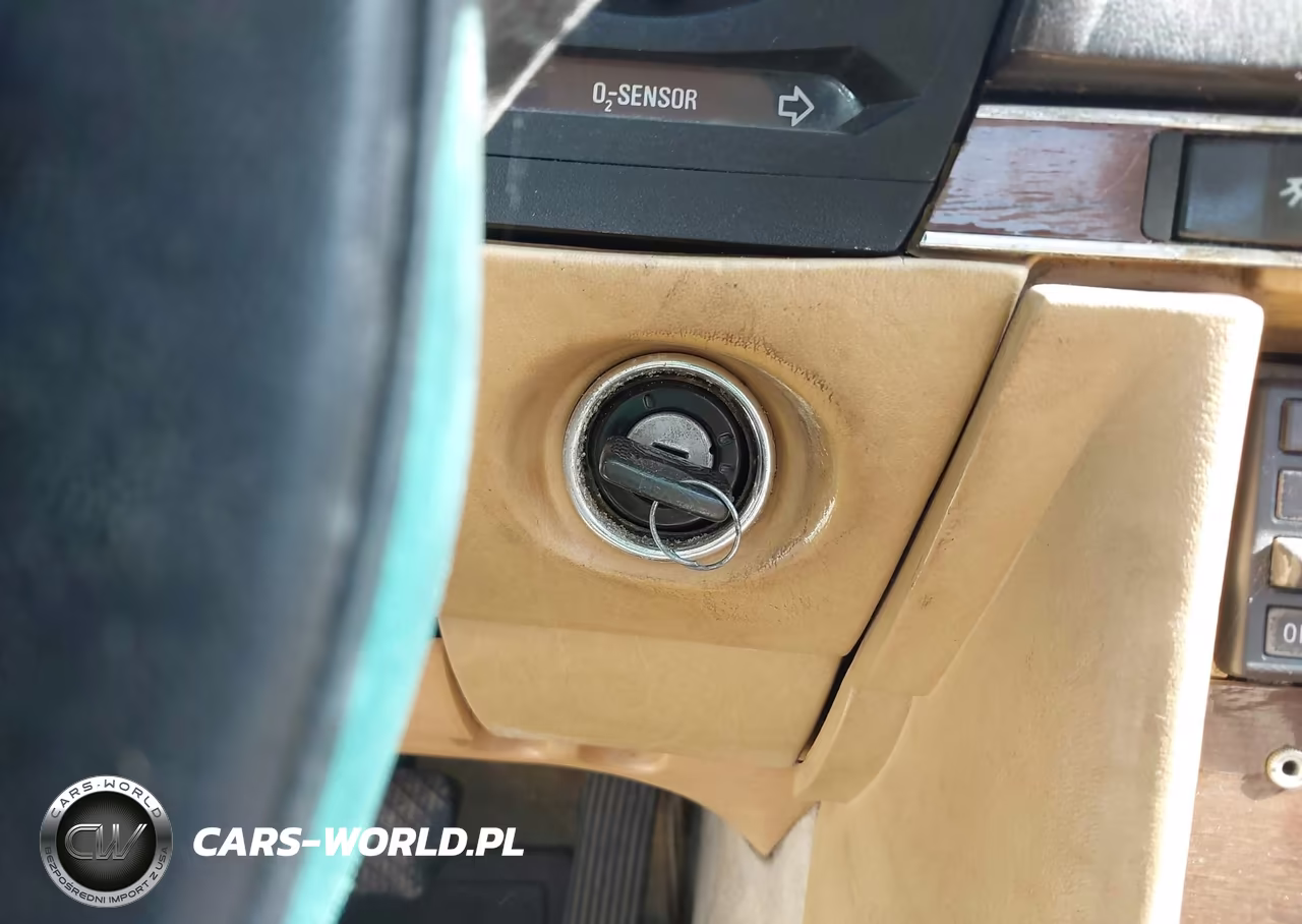1982 Mercedes-Benz 380 Sl VIN:WDBBA45A0CB011828 - 11