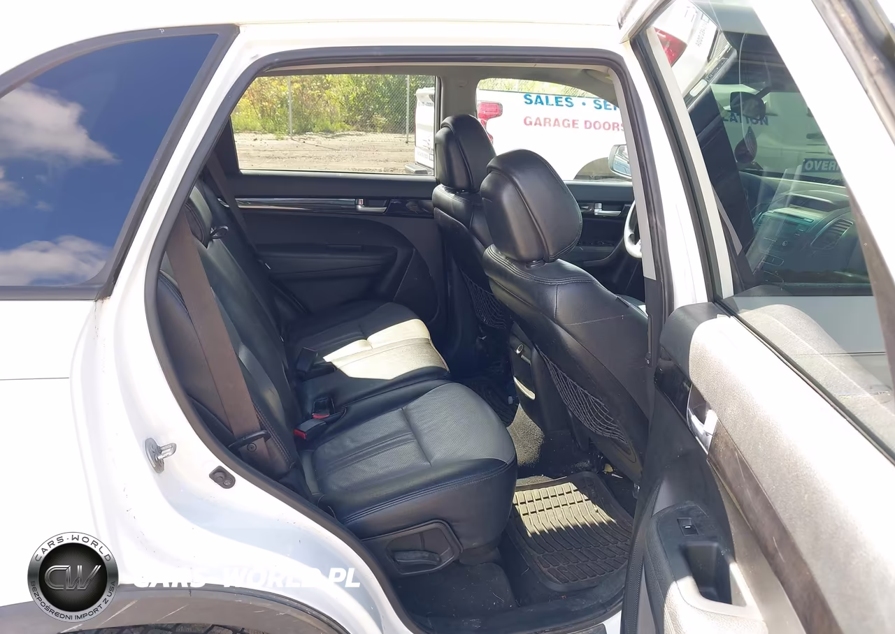2014 Kia Sorento Lx VIN:5XYKTCA6XEG429636 - 8