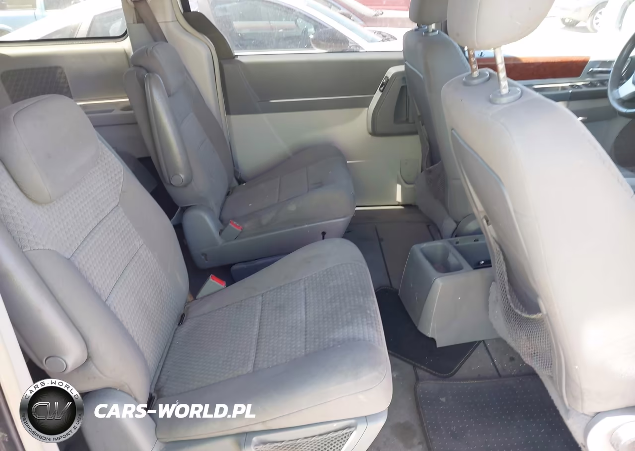 2009 Chrysler Town & Country Touring VIN:2A8HR54179R533970 - 8