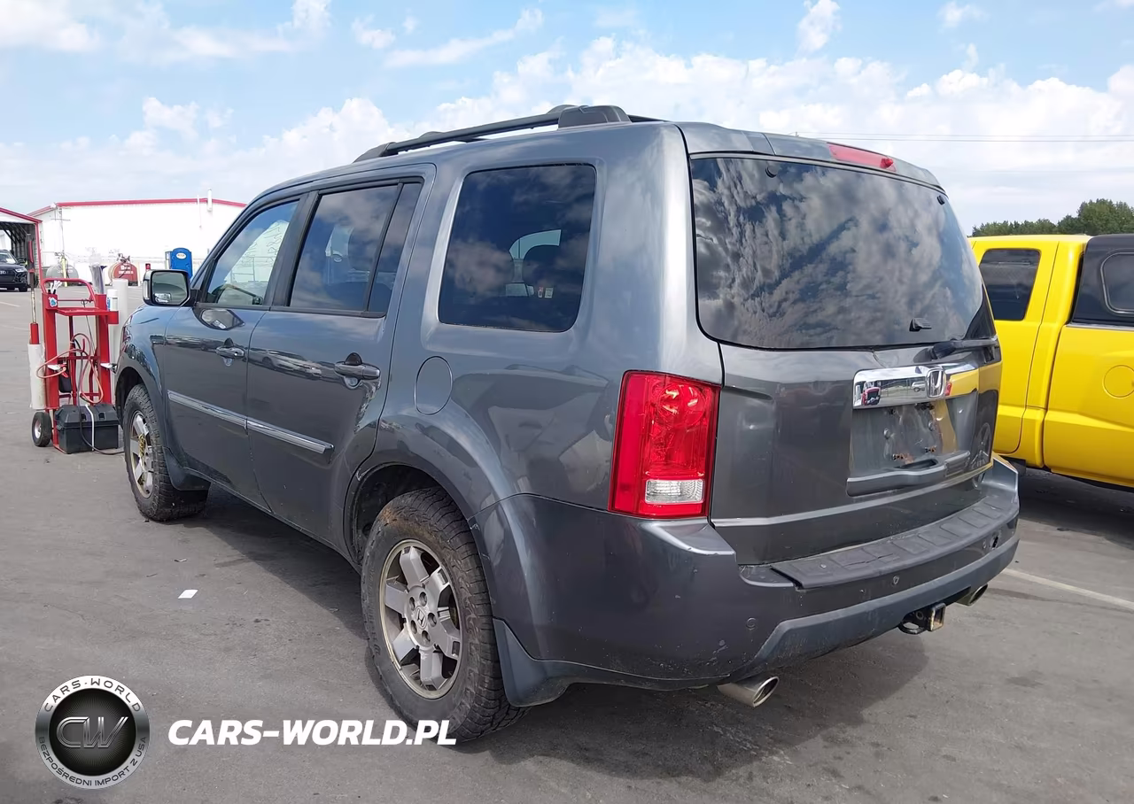 2011 Honda Pilot Touring VIN:5FNYF3H96BB042571 - 3