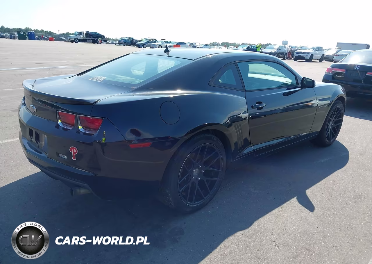 2012 Chevrolet Camaro 1Ls VIN:2G1FE1E35C9142674 - 4