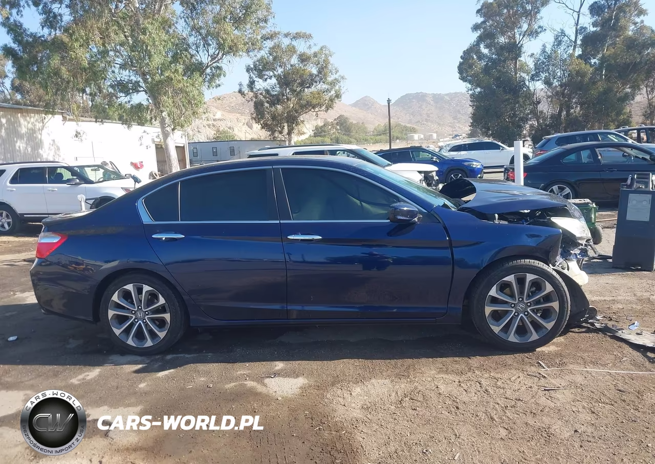 2014 Honda Accord Sport VIN:1HGCR2F58EA131679 - 14