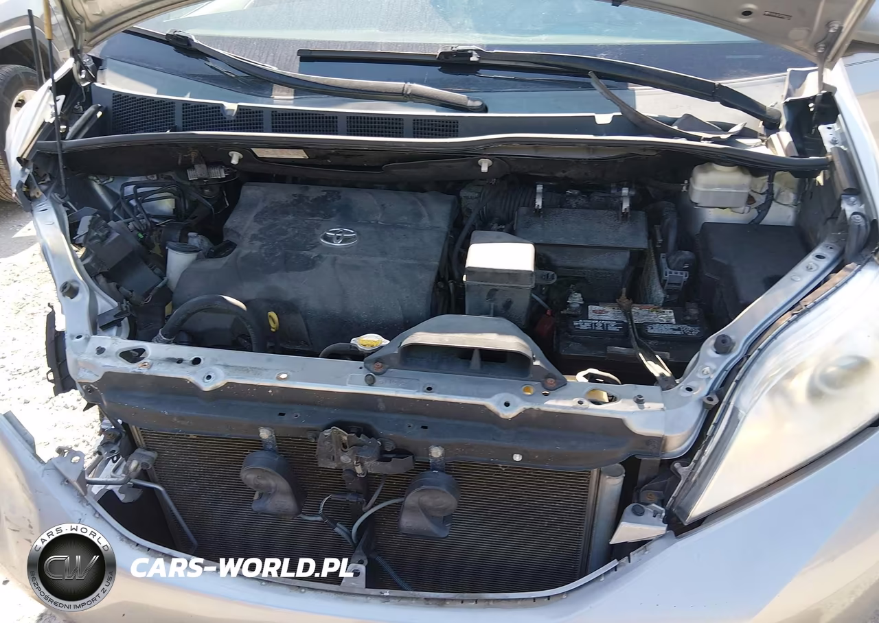2013 Toyota Sienna Xle V6 8 Passenger VIN:5TDYK3DC3DS300783 - 10