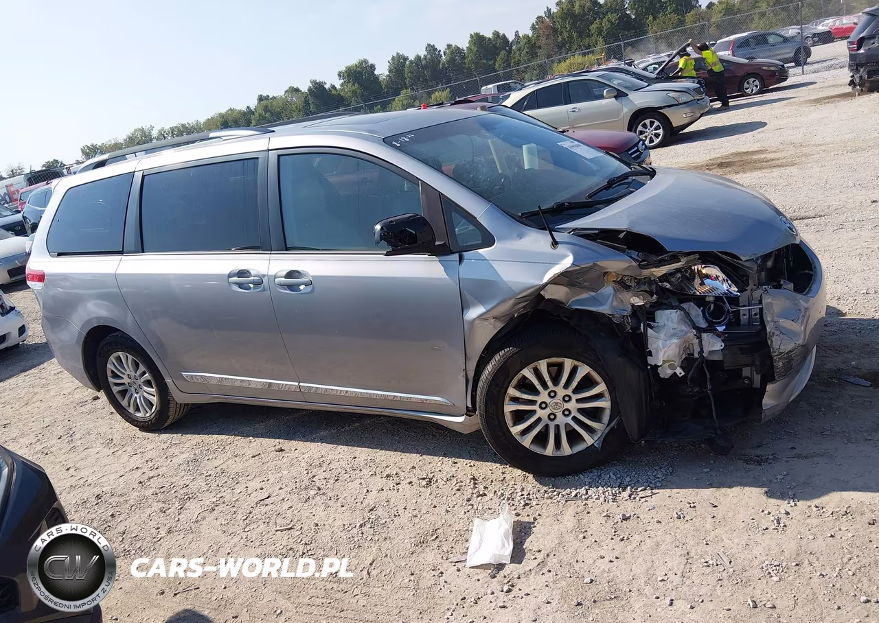 2013 Toyota Sienna Xle V6 8 Passenger VIN:5TDYK3DC3DS300783 - 14