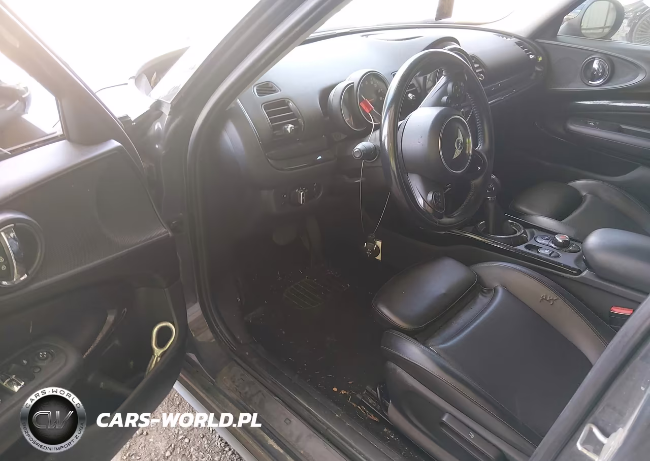 2016 Mini Clubman Cooper S VIN:WMWLN9C54G2E16092 - 14