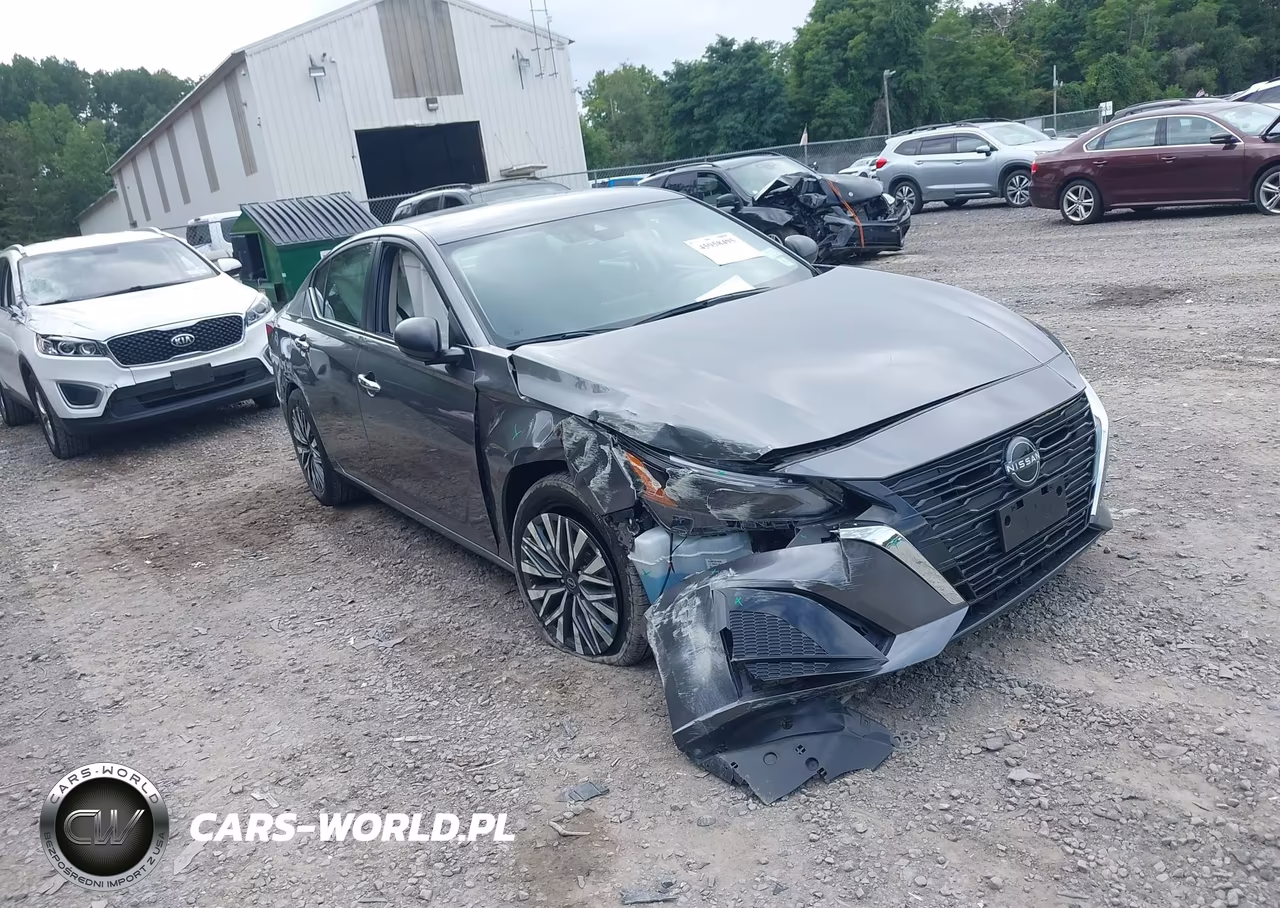 2024 Nissan Altima Sv Fwd