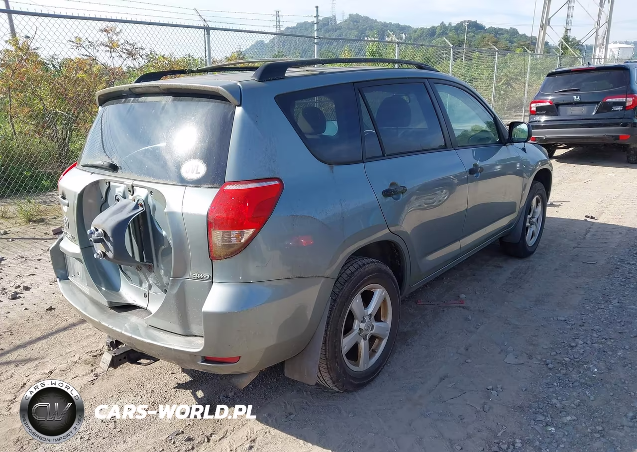 2008 Toyota Rav4 Base V6 VIN:JTMBK33VX85071135 - 4