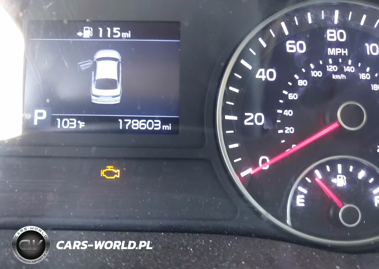 2019 Kia Optima Lx VIN:5XXGT4L37KG302292 - 15