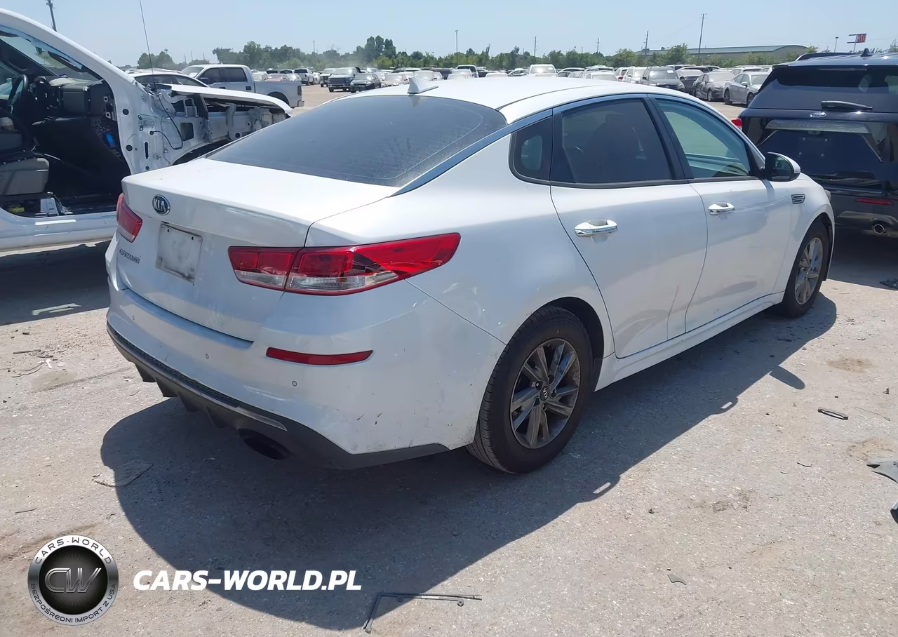 2019 Kia Optima Lx VIN:5XXGT4L37KG302292 - 4