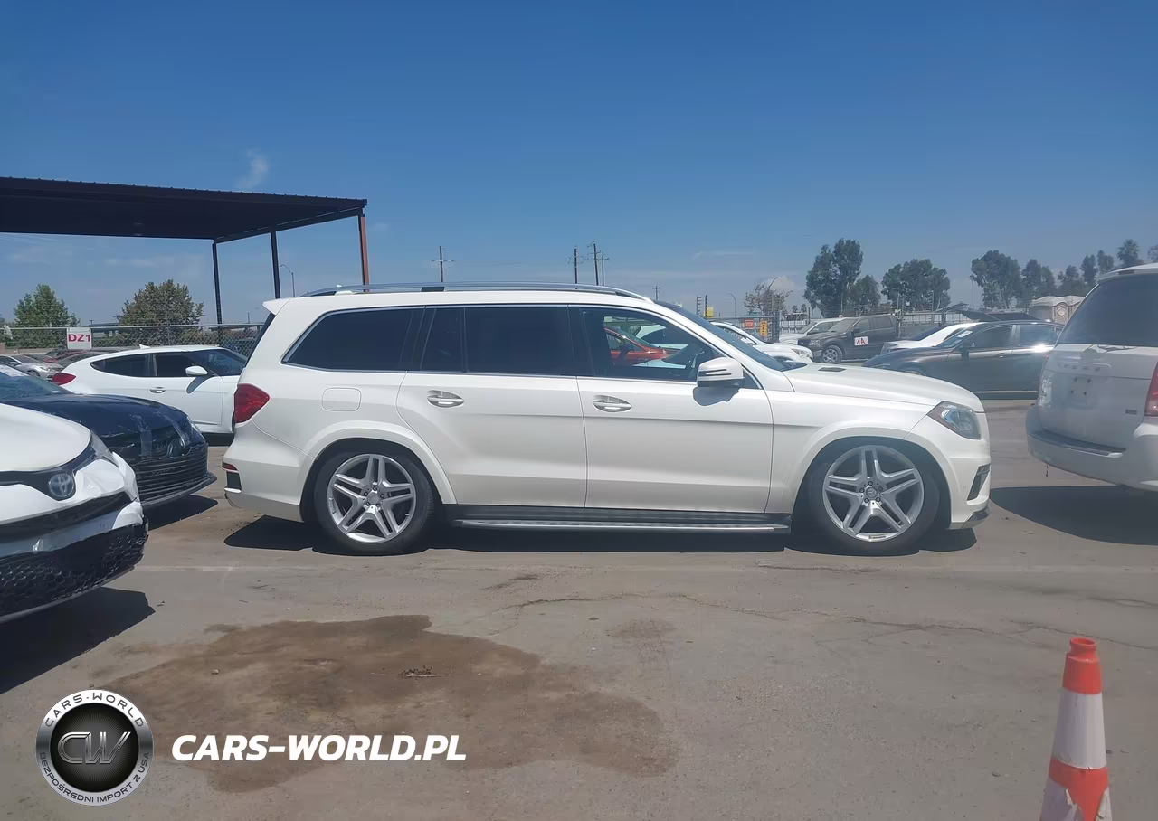 2013 Mercedes-Benz Gl 550 4Matic VIN:4JGDF7DE2DA165901 - 13