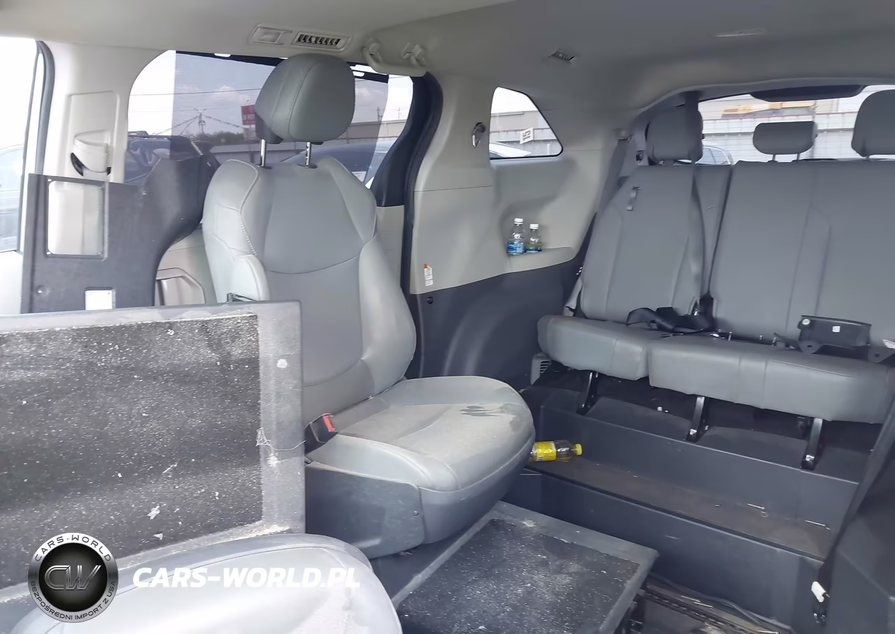 2021 Toyota Sienna Xle VIN:5TDYRKEC2MS061490 - 12