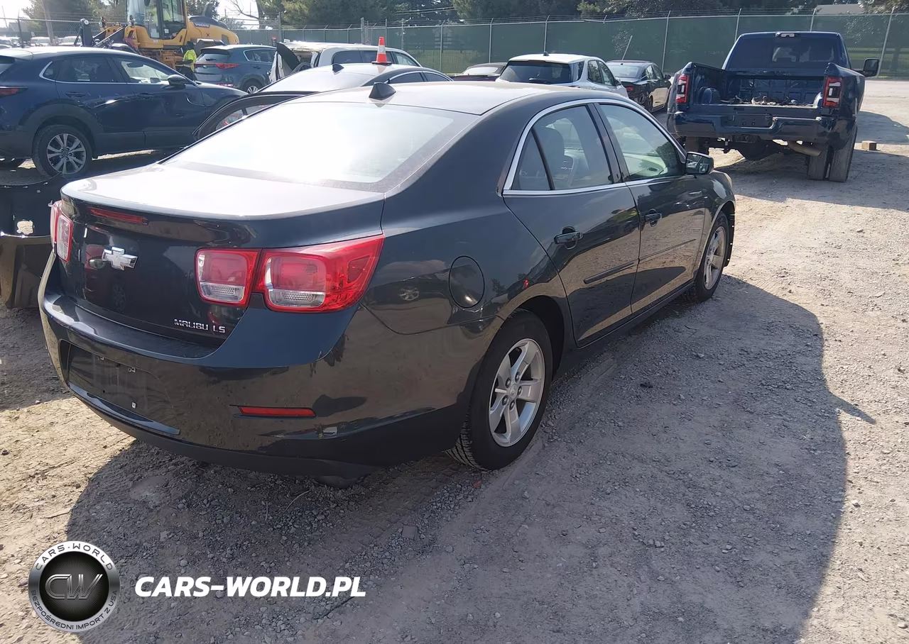 2014 Chevrolet Malibu 1Ls VIN:1G11B5SL4EF126006 - 4