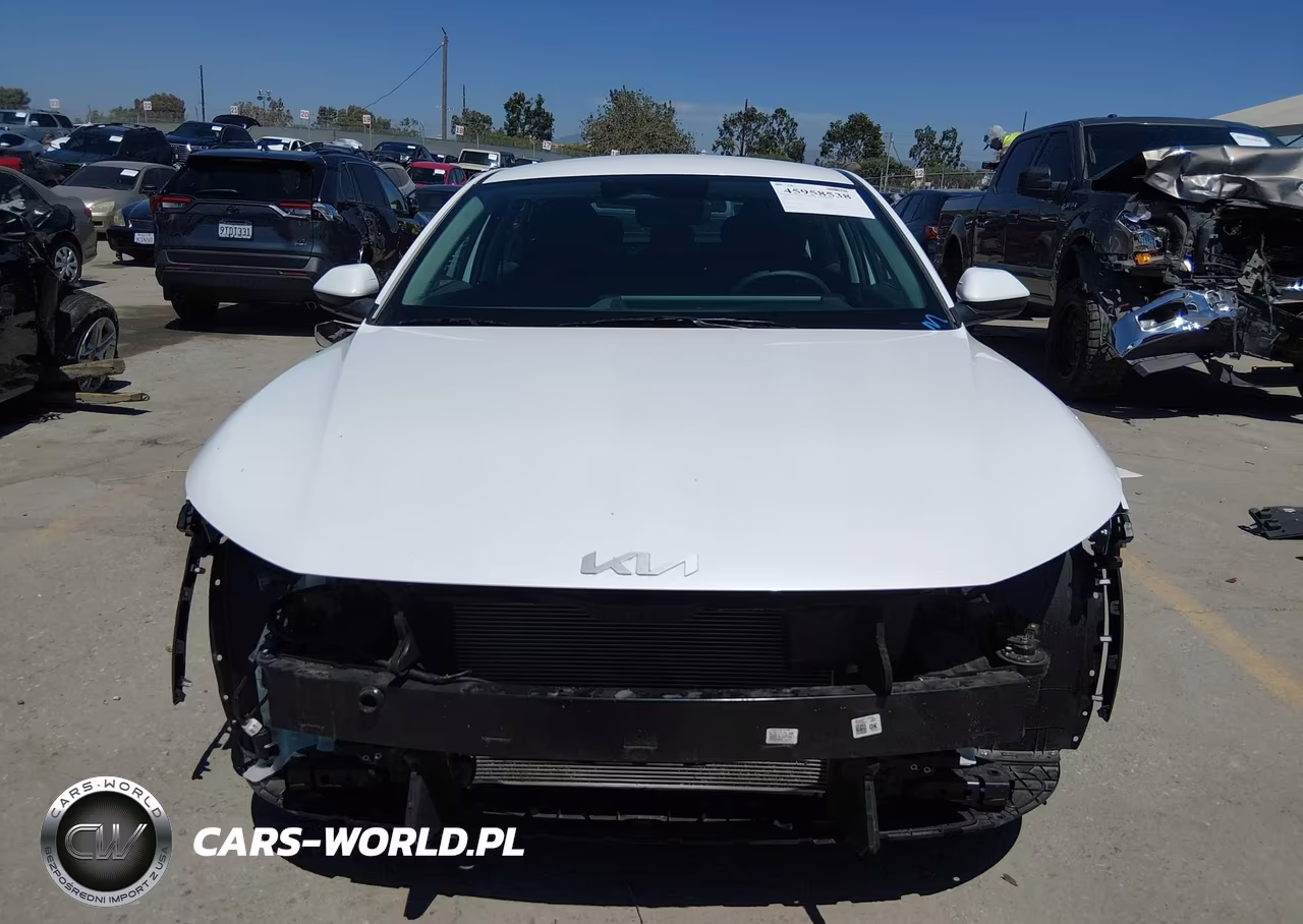 2025 Kia K4 Lxs VIN:3KPFT4DE9SE120727 - 13