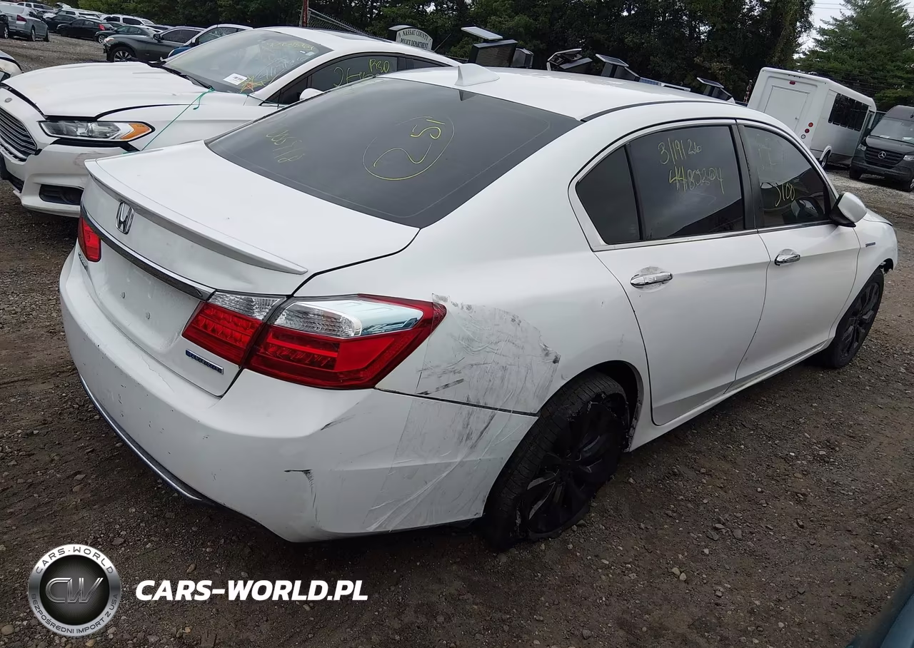 2014 Honda Accord Hybrid VIN:1HGCR6F32EA002715 - 4