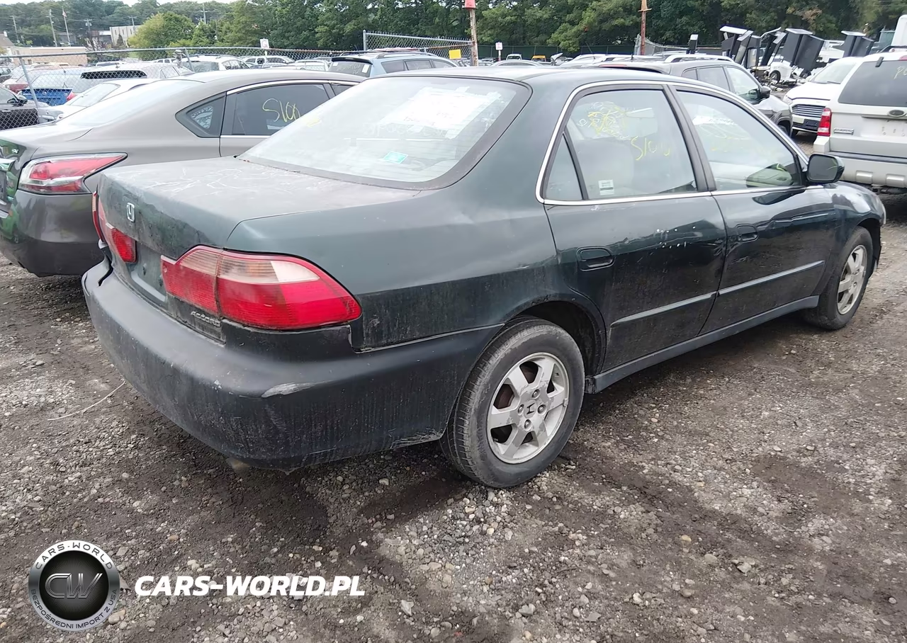 2000 Honda Accord 2.3 Se VIN:1HGCG6699YA134627 - 4