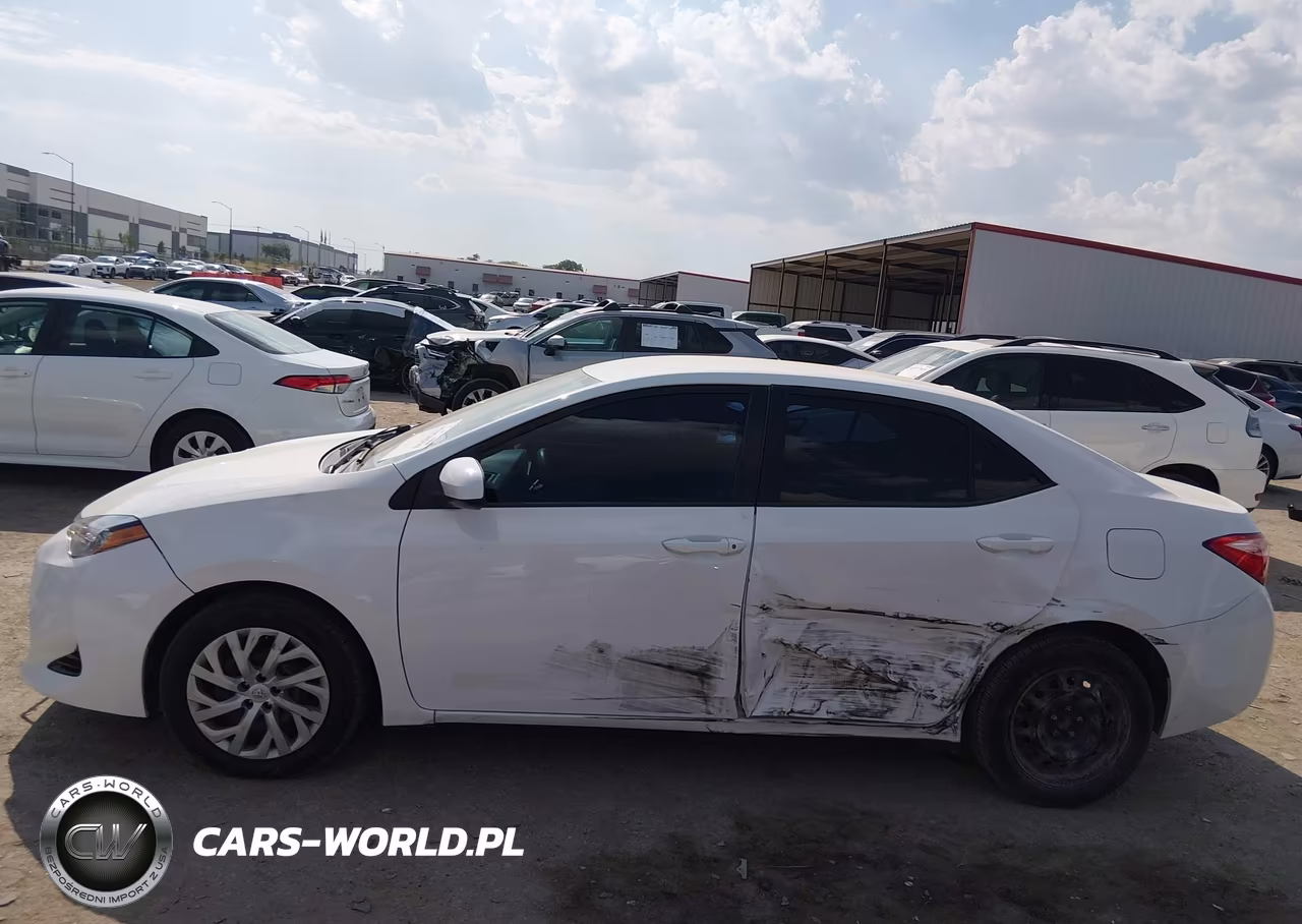 2019 Toyota Corolla Le VIN:5YFBURHE8KP903703 - 14
