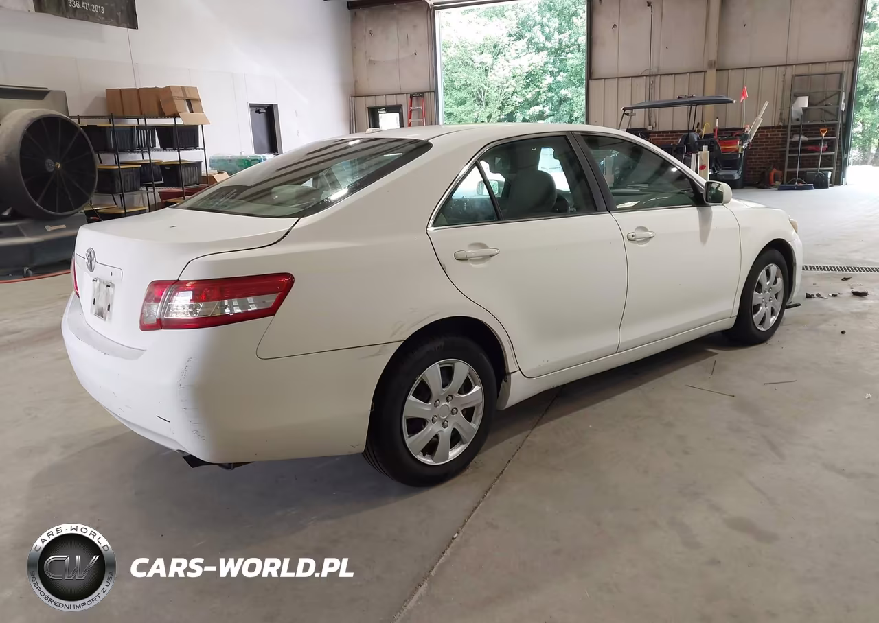 2011 Toyota Camry VIN:4T1BF3EK0BU639439 - 4