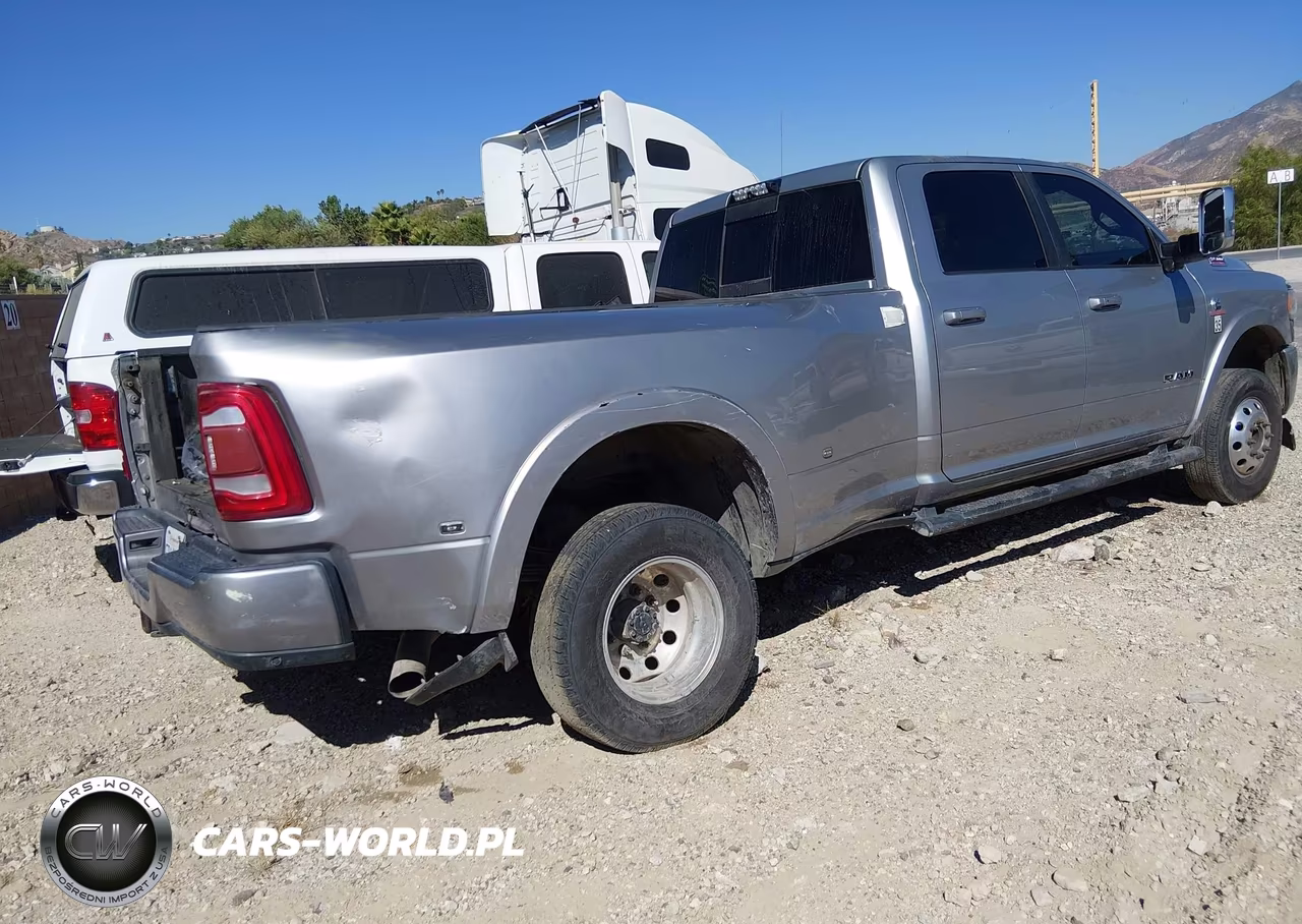 2021 Ram 3500 Laramie 4X4 8' Box VIN:3C63RRJLXMG567342 - 4