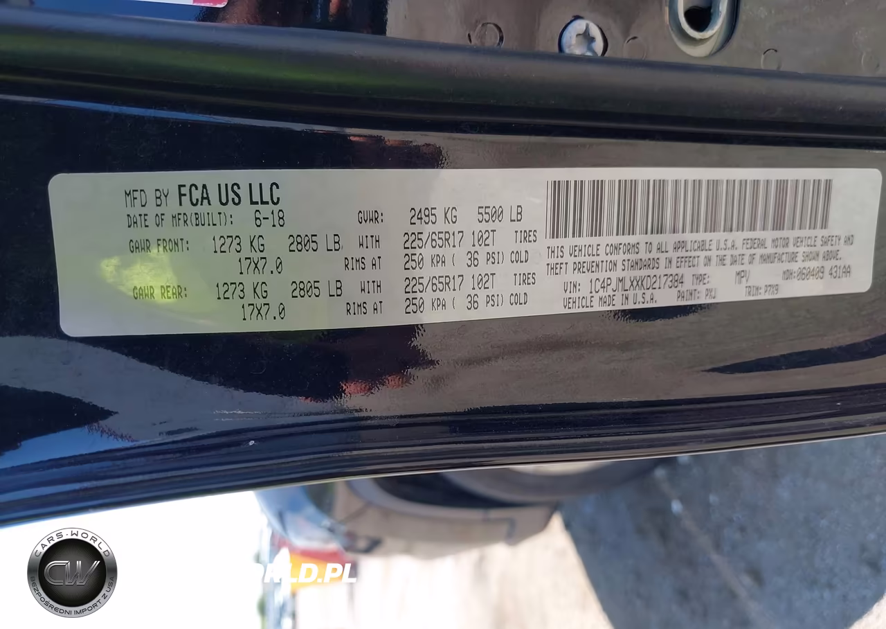 2019 Jeep Cherokee Latitude Plus 4X4 VIN:1C4PJMLXXKD217384 - 9