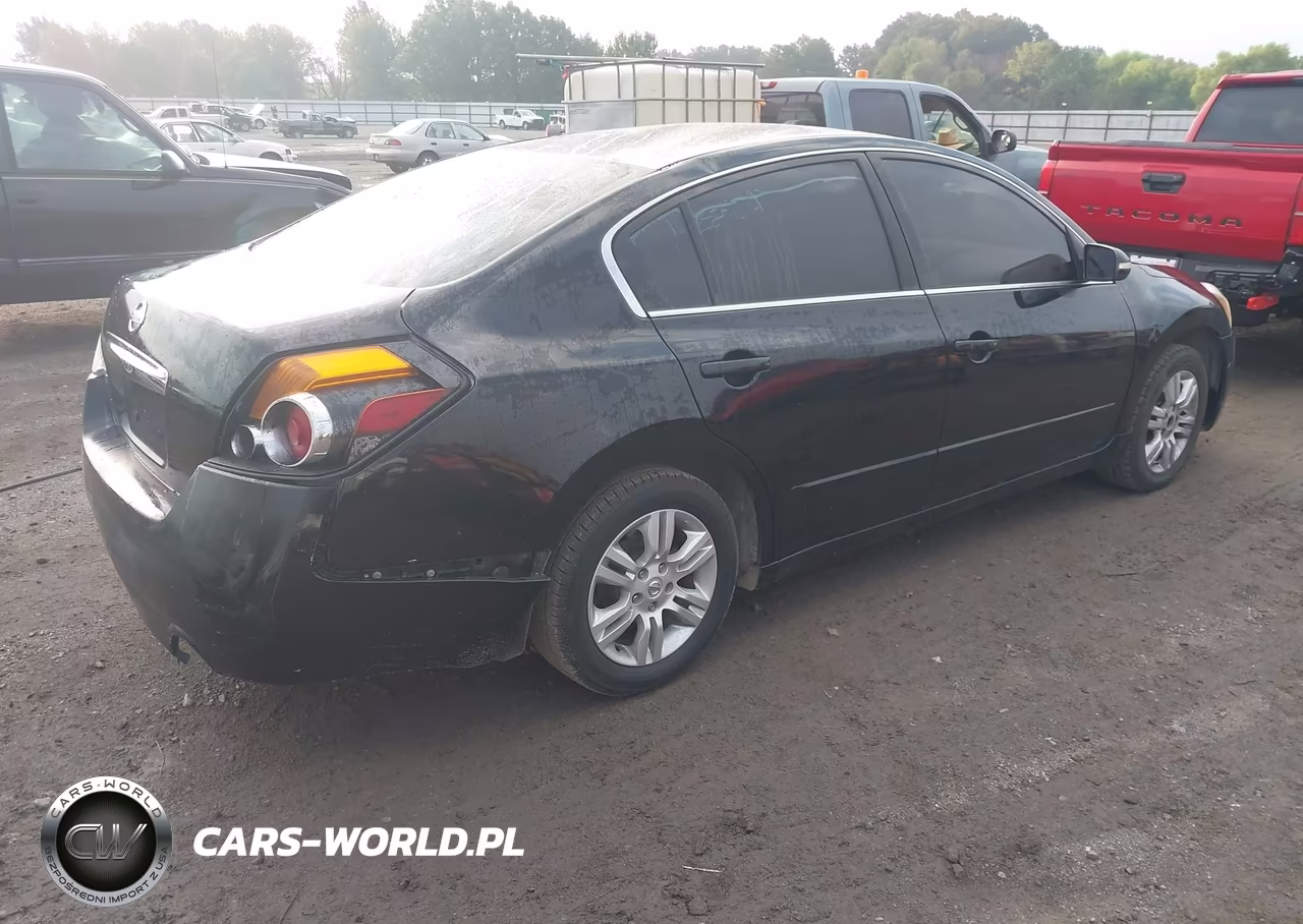 2011 Nissan Altima 2.5 S VIN:1N4AL2AP9BN506487 - 4