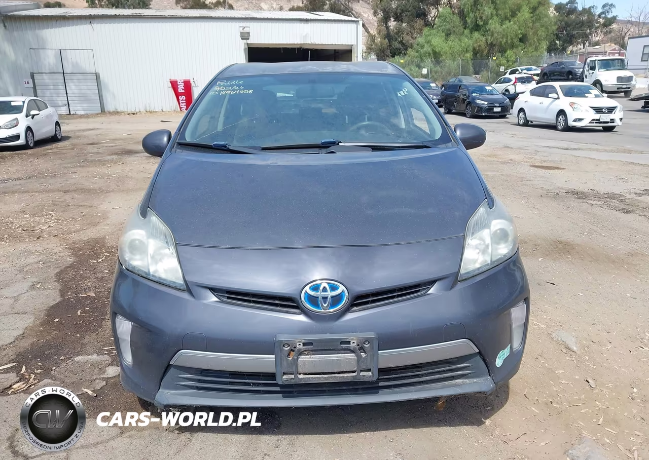2014 Toyota Prius Plug-In VIN:JTDKN3DP9E3058293 - 13